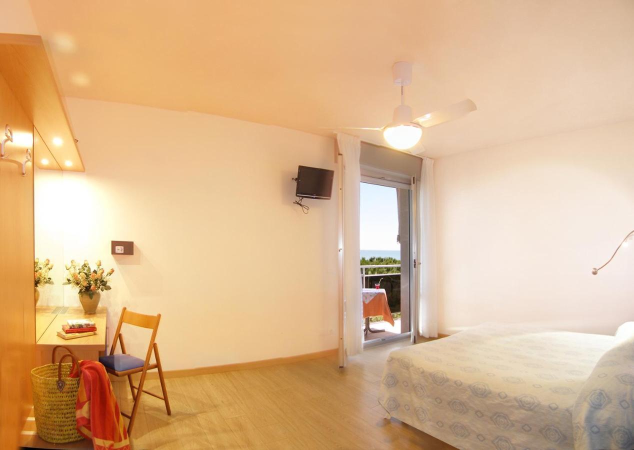 Hotel Bertha Fronte Mare Lido di Jesolo Exteriér fotografie