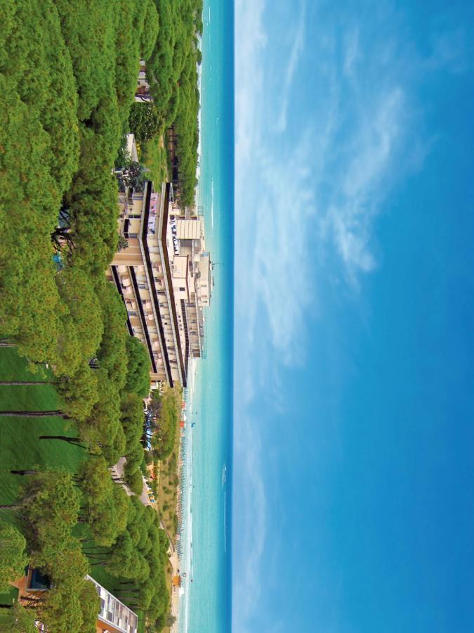 Hotel Bertha Fronte Mare Lido di Jesolo Exteriér fotografie