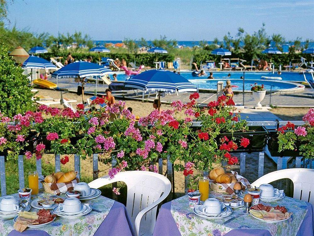 Hotel Bertha Fronte Mare Lido di Jesolo Exteriér fotografie