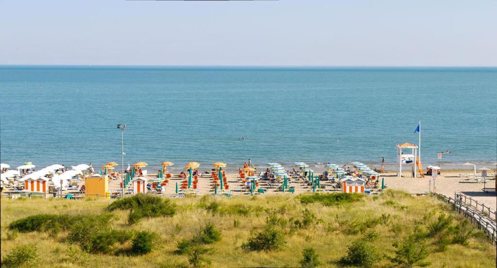 Hotel Bertha Fronte Mare Lido di Jesolo Exteriér fotografie