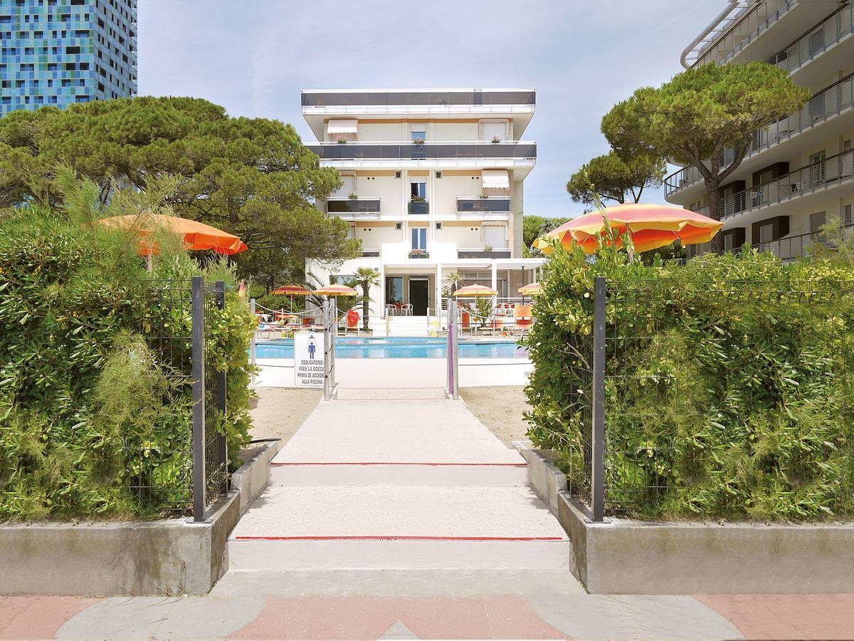 Hotel Bertha Fronte Mare Lido di Jesolo Exteriér fotografie