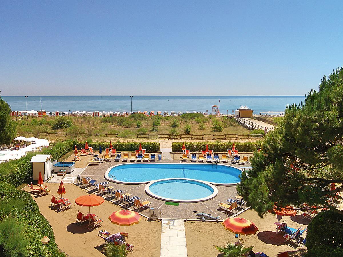 Hotel Bertha Fronte Mare Lido di Jesolo Exteriér fotografie