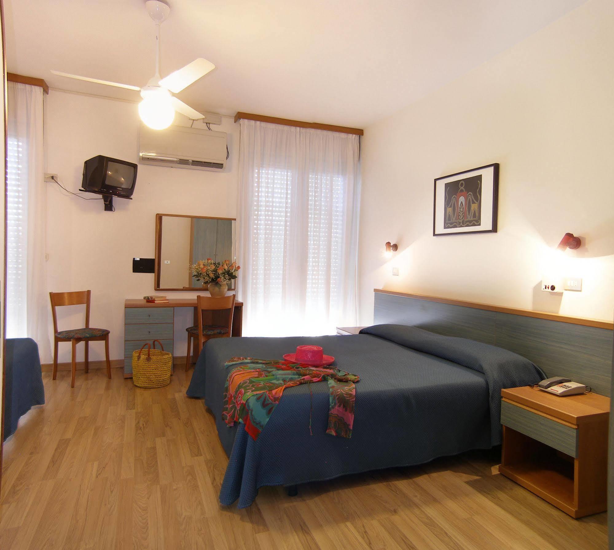 Hotel Bertha Fronte Mare Lido di Jesolo Exteriér fotografie