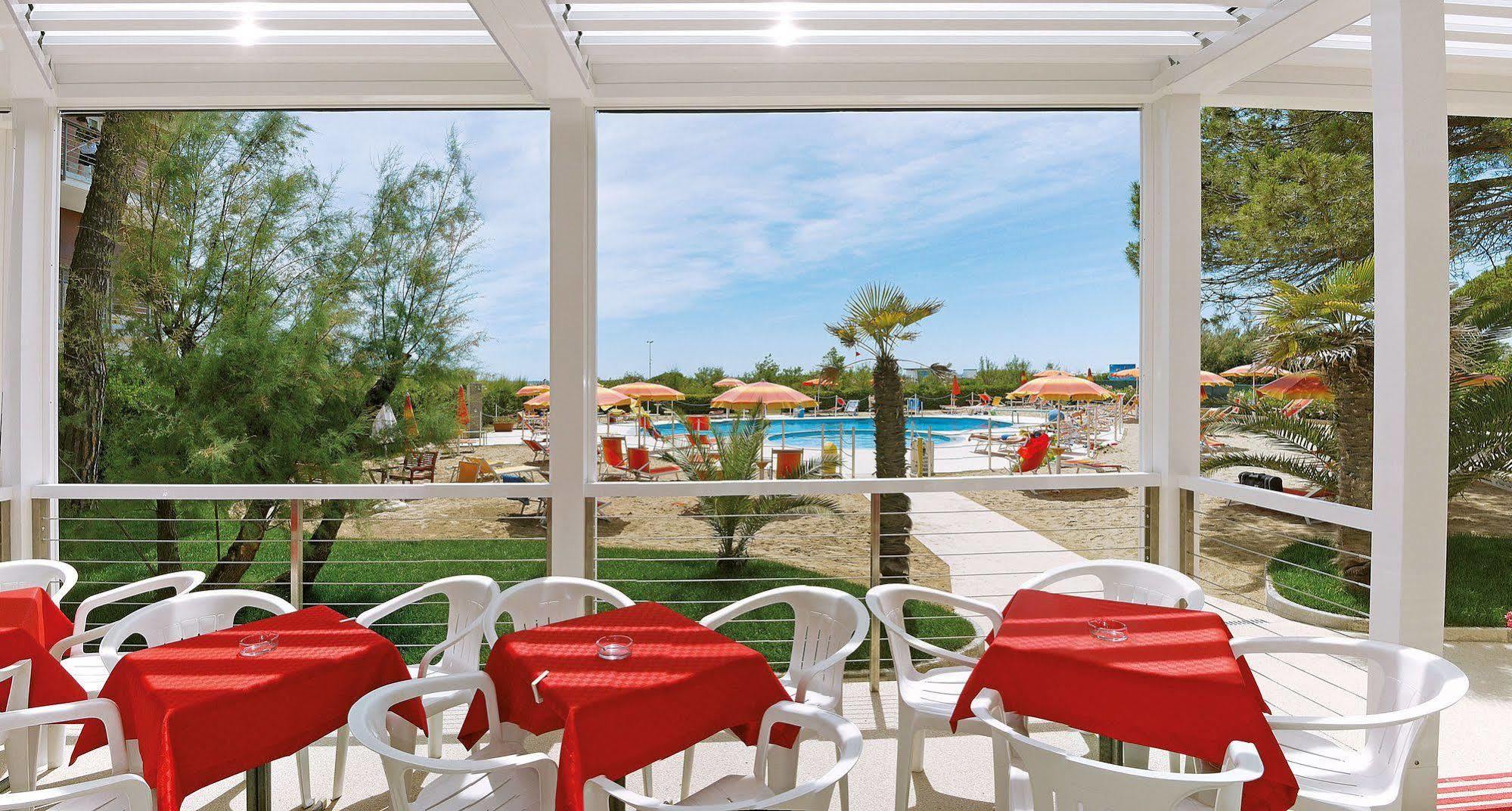Hotel Bertha Fronte Mare Lido di Jesolo Exteriér fotografie