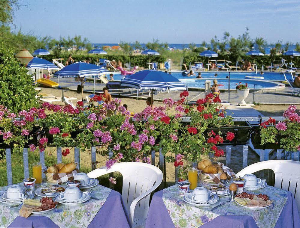 Hotel Bertha Fronte Mare Lido di Jesolo Exteriér fotografie