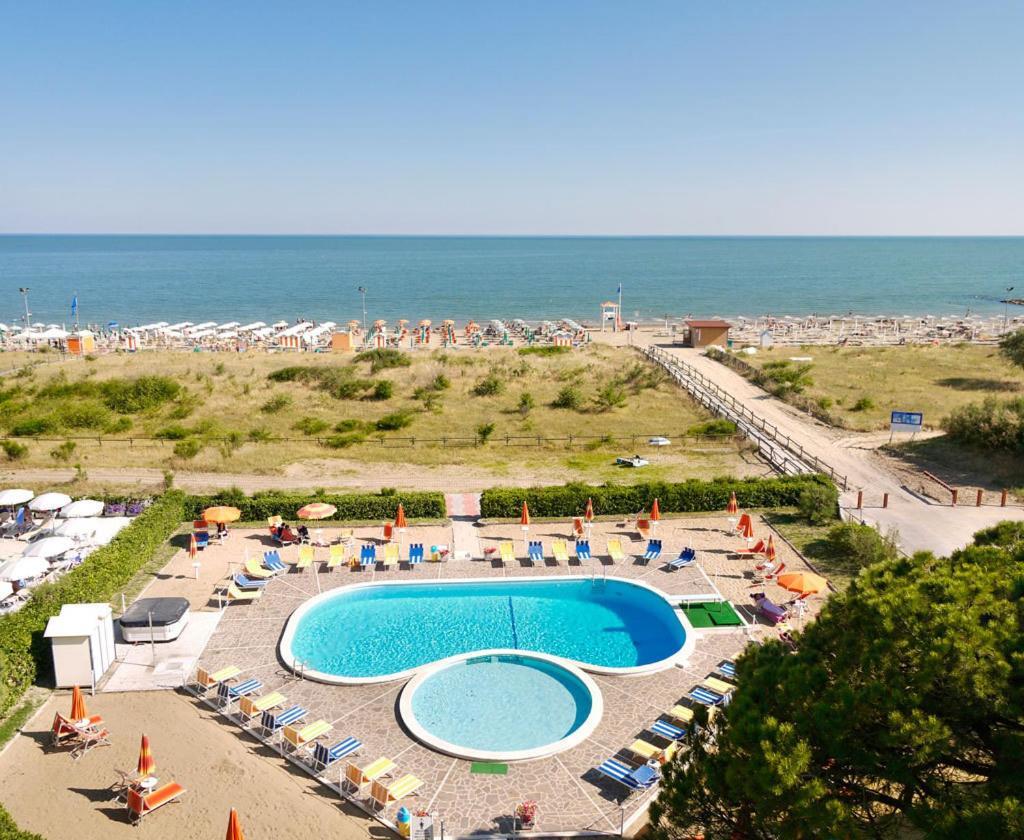 Hotel Bertha Fronte Mare Lido di Jesolo Exteriér fotografie